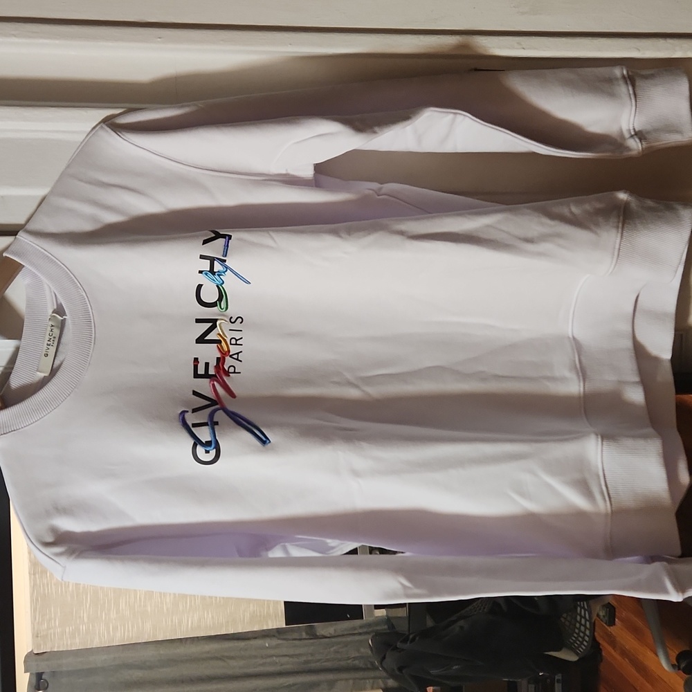 GIVENCHY SIGNATURE RAINBOW SWEATER